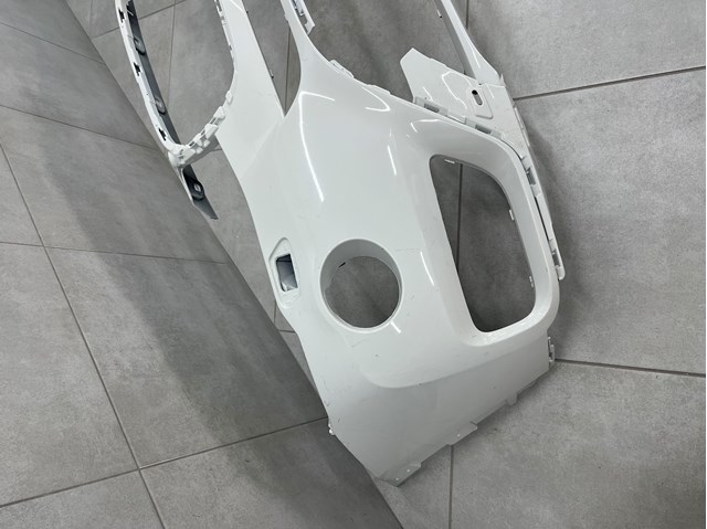 51117389896 Parachoques delantero  disponible Málaga