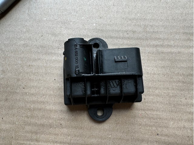 A6519001300 MERCEDES Relé de los calentadores  en stock Córdoba