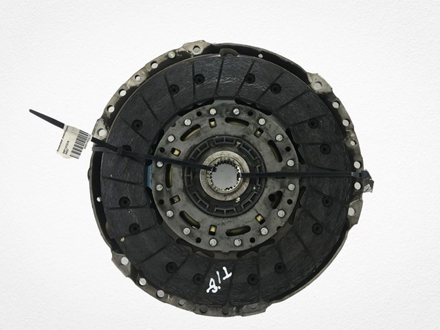 06F141015 Kit de embrague (3 partes)  disponible Utrera