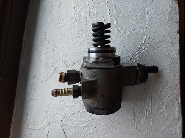 VAG 03C127026C Bomba inyectora comprar Tarragona