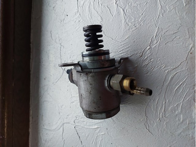03C127026C Bomba inyectora comprar Sevilla