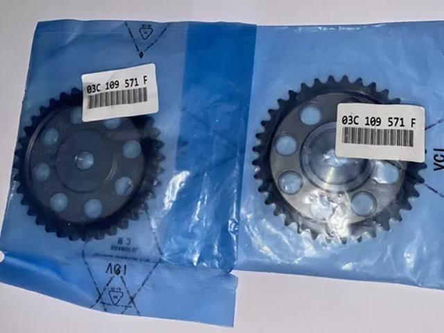 03C109571F VAG Piñón cadena distribución  disponible Ourense
