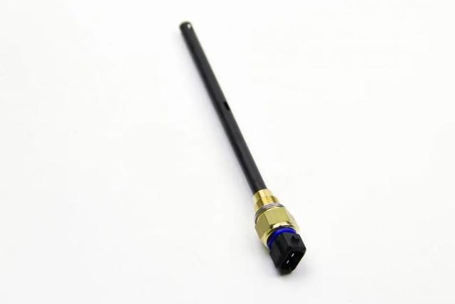 RENAULT 8200823348 Sensor de nivel de aceite comprar Barcelona