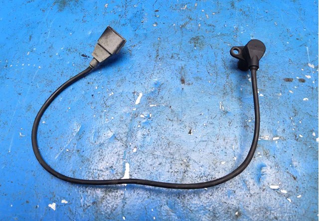 0261210147 BOSCH Sensor de cigüeñal  en stock Gandía