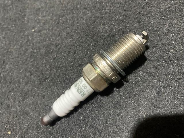 7700500155 Bujía comprar Almería