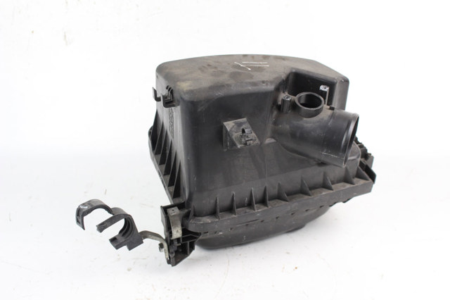 177010T080 TOYOTA Casco de filtro de aire, parte inferior  disponible Vigo