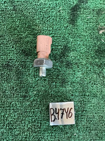 VAG 04L919081B Sensor de presión de aceite comprar Barcelona