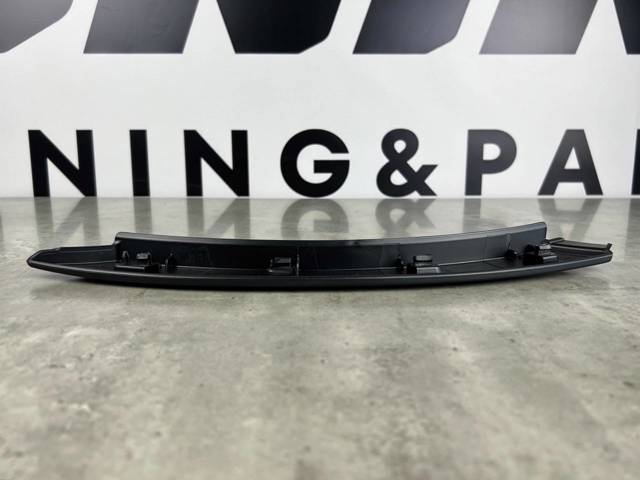 LAND ROVER LR027251 Moldura de guardabarro trasero derecho comprar Barcelona