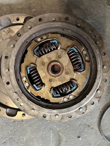 3127030010 Disco de embrague  en stock Granada