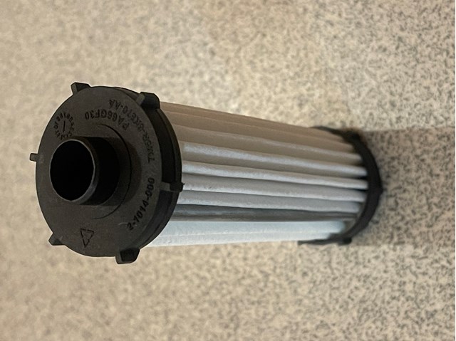 VOLVO 31256837 Filtro de transmisión automática  en stock Terrassa