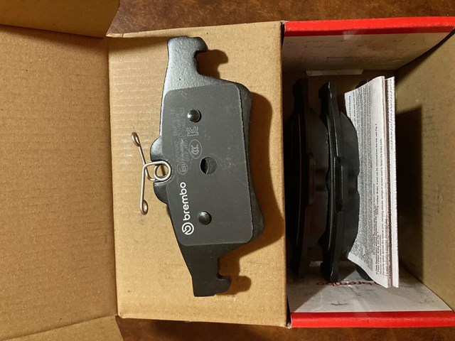 P59042 Pastillas de freno traseras  en stock Granada