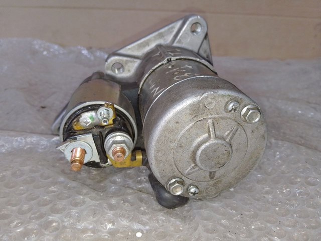 23300EE00A NISSAN Motor de arranque  en stock Gandía