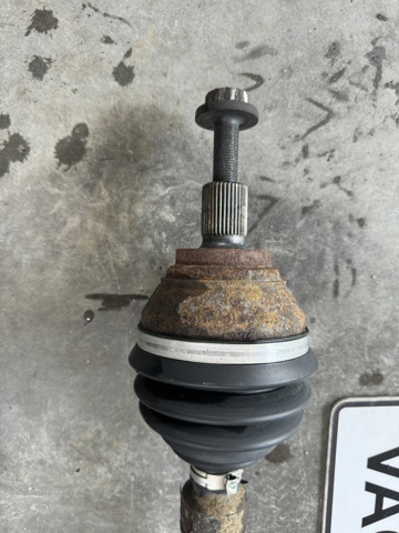 VAG 1K0407272QF Árbol de transmisión delantero derecho  disponible Lugo