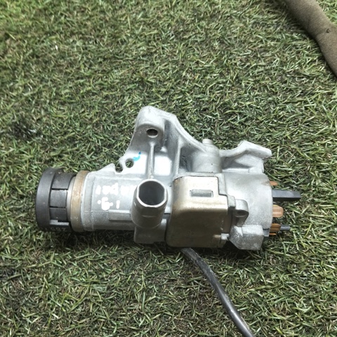 4B0905851M VAG Bombín de arranque comprar Alcalá