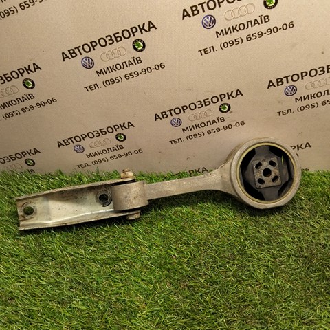 6Q0199851AB Soporte de motor trasero  en stock Castellón