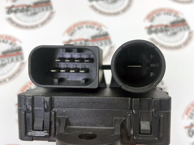 6511530279 MERCEDES Relé de los calentadores  en stock Gandía