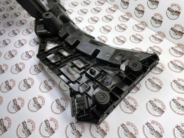 95B807254H PORSCHE Soporte de absorbente parachoques trasero derecho  disponible Vigo