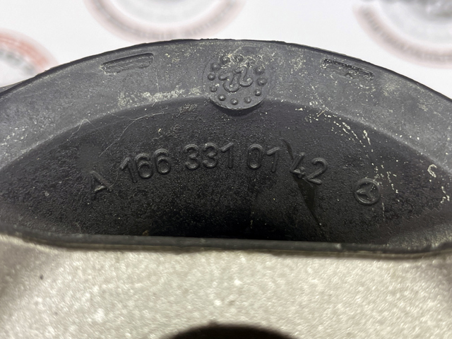 A1663310142 MERCEDES Bloqueo Silencioso (Almohada) De La Viga Delantera (Bastidor Auxiliar)  en stock Córdoba