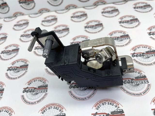 A2469068601 Suspension Original OEM Terminal Bateria  disponible Utrera