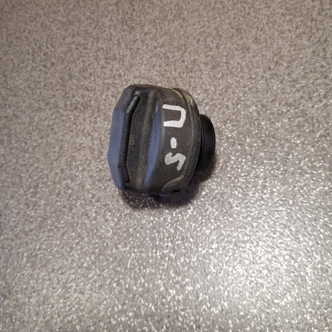 VAG 191201553A Tapa (tapón) del depósito de combustible  comprar en Ponferrada