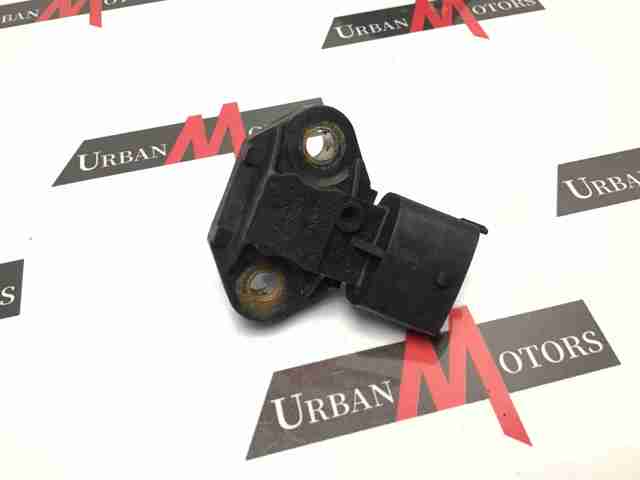 Sensor de presión de combustible A1561530028 Mercedes