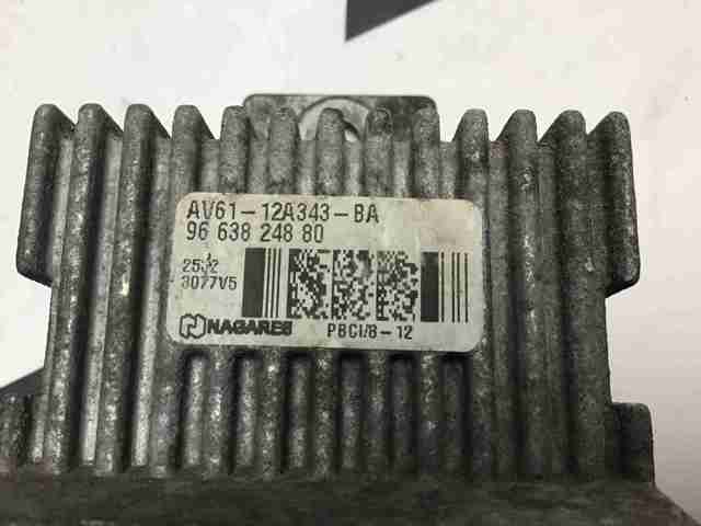 AV6112A343BA Land Rover