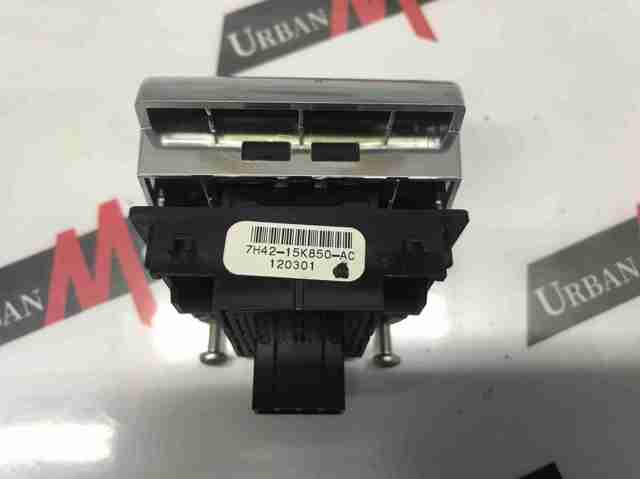 Interruptor, luz de control del freno de mano LR032064 Land Rover