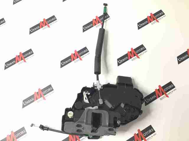 Cerradura de puerta trasera izquierda LR091361 Land Rover