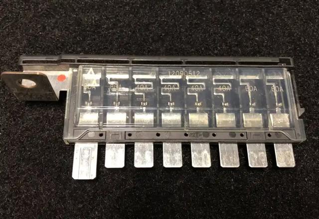 1879001316 HYUNDAI Fusibles comprar Madrid