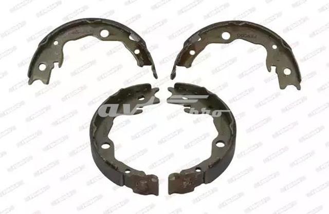 NISSAN D40604CU1A Zapatas de freno de mano  en stock Terrassa
