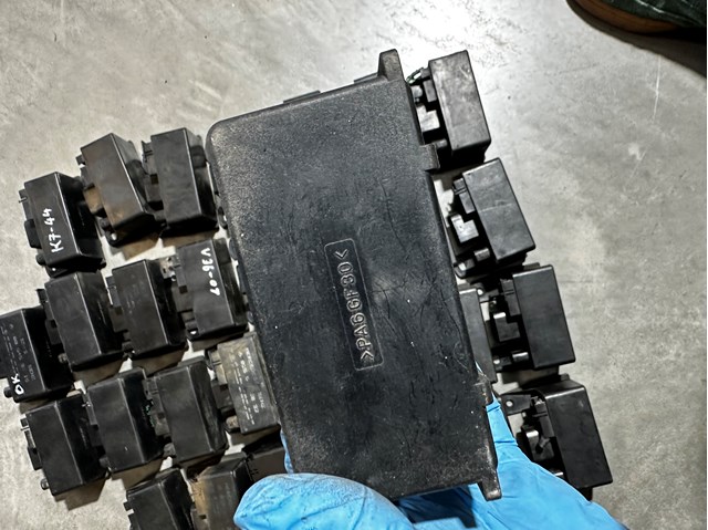 A0255452832 MERCEDES Relé de los calentadores  en stock Huelva