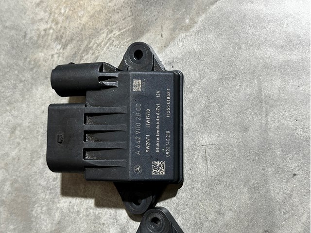 A6429002800 Relé de bujía de precalentamiento  comprar en Zaragoza