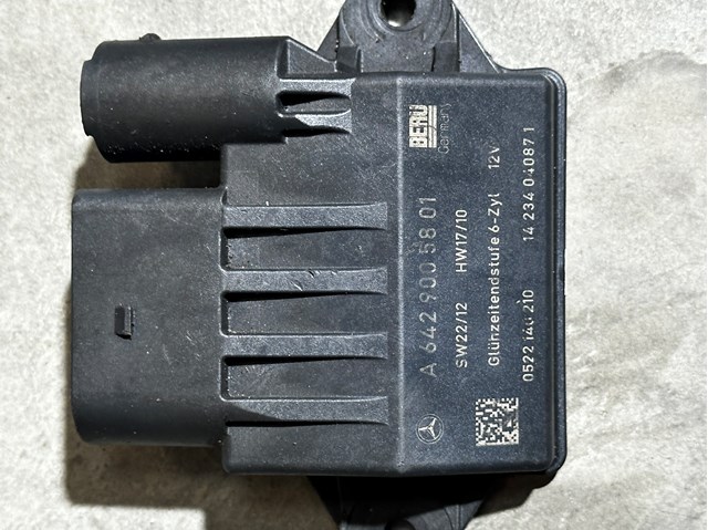 A6429005801 Relé de bujía de precalentamiento  disponible Málaga