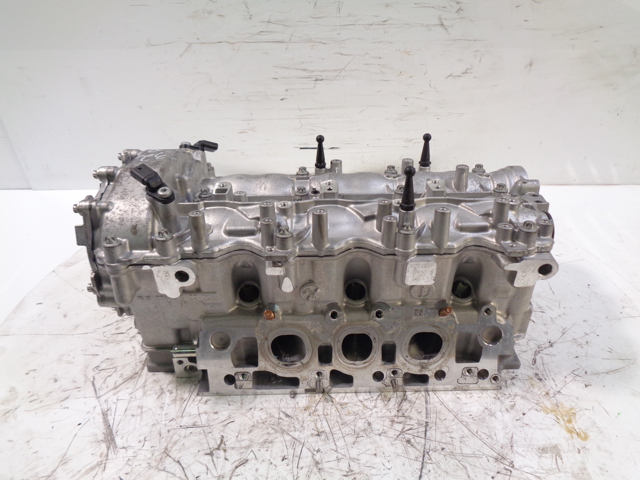 Tapa delantera de culata A2760150201 Mercedes