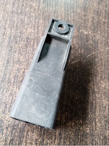 0281003038 BOSCH Relé de los calentadores  en stock Córdoba