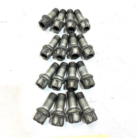 WHT001812 Tornillo de rueda  disponible Burgos