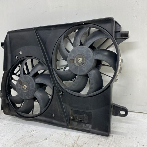 Motor de ventilador, Refrigeración, izquierdo 5137714AA Chrysler