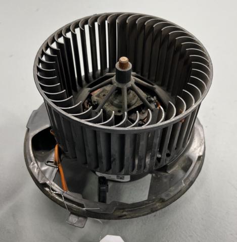 Motor eléctrico, ventilador habitáculo 561820015E VAG