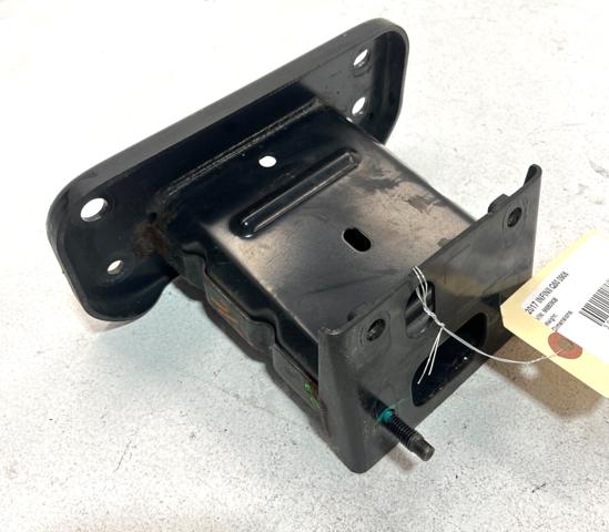 Soporte De Amplificador De Parachoques Delantero 622114GA0A Nissan