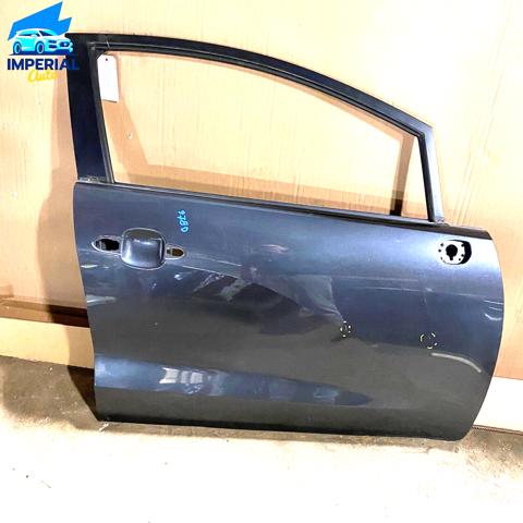 Puerta delantera derecha 760041W010 Hyundai/Kia