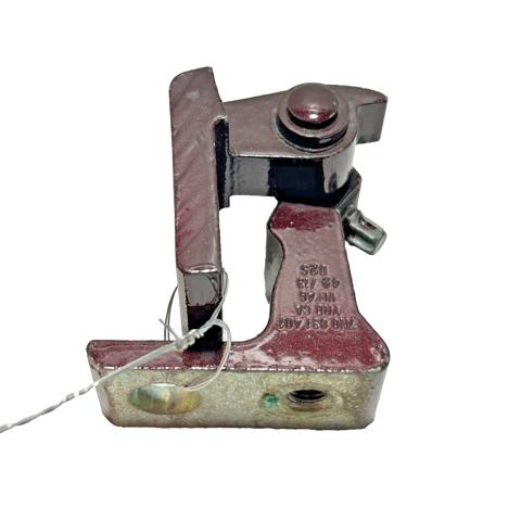 Bisagra de puerta delantera izquierda 7N0831401 VAG