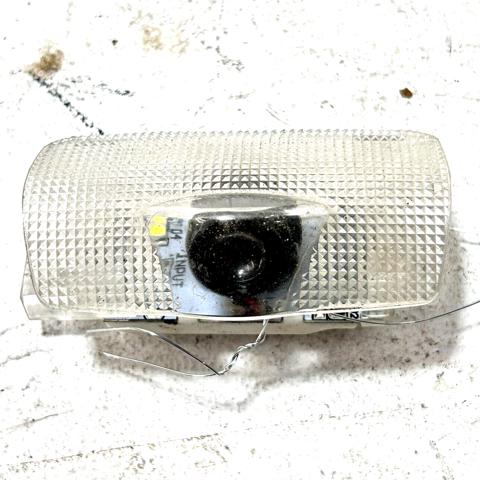 Lámpara, luz de puerta 8123047010 Toyota