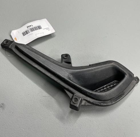 Rejilla de antinieblas delantera izquierda 865631R000 Hyundai/Kia