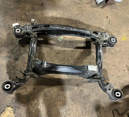 Suspensión, cuerpo del eje trasero 8W0505145E VAG/Audi