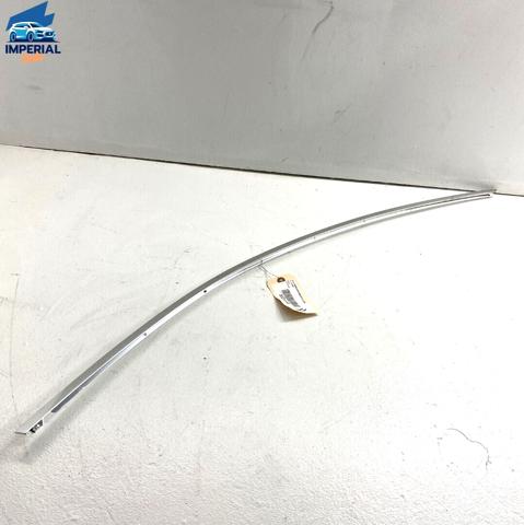 Moldura de puerta delantera derecha superior A2216980280 Mercedes