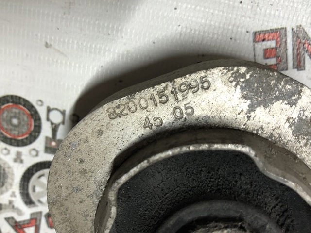 RENAULT 8200151995 Soporte de motor trasero  en stock Valencia