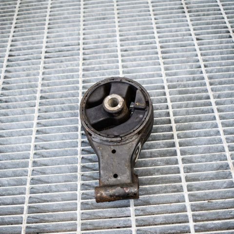 9156932 Soporte de motor trasero comprar Sevilla