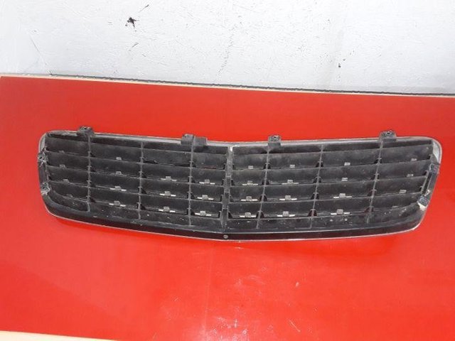 A2038800183 MERCEDES Parrilla  en stock Córdoba