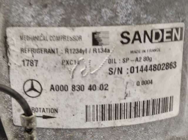 MERCEDES 0008304002 Compresor de aire acondicionado  en stock Valencia