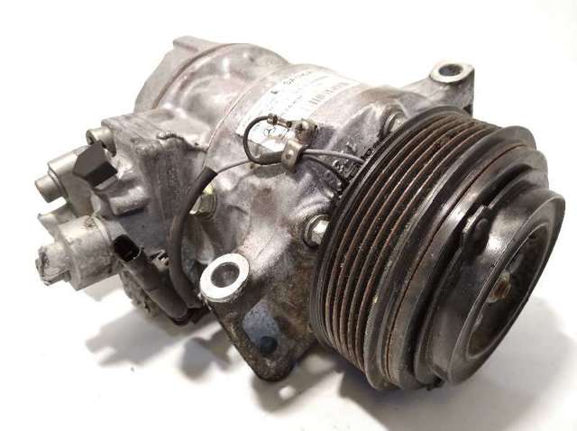 0008304002 MERCEDES Compresor de aire acondicionado  disponible Vigo